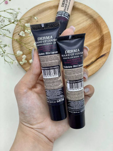 تست رنگ کرم پودر گابرینی مدل تیوپی در دو شماره