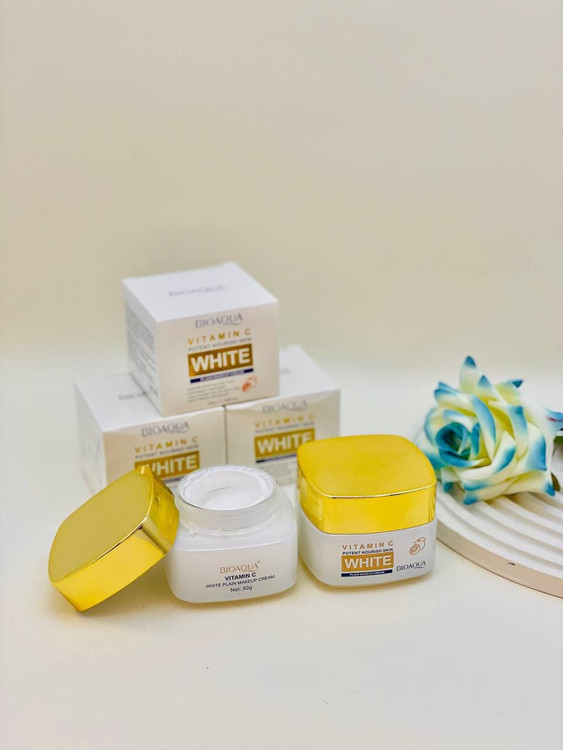 قیمت و خرید کرم آبرسان سفید ویتامین سی بیوآکوا