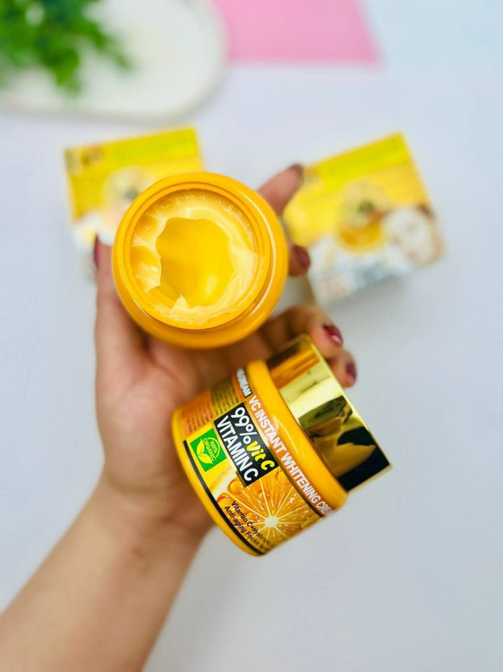 قیمت و خرید کرم معجزه روز ویتامین سی وکالی