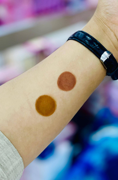 تست رنگ تینت لب ژله ای قهوه ای