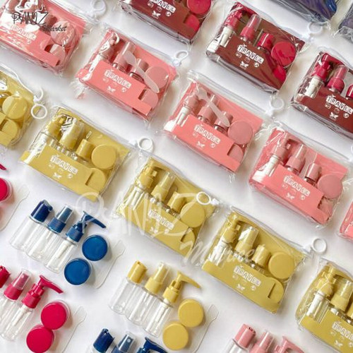 قیمت و خرید ست مسافرتی آرایشی 7 تیکه - کد 268