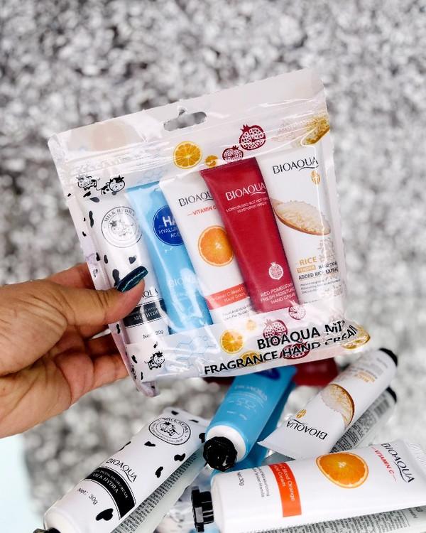 خرید کرم مرطوب کننده دست میوه ای بیوآکوا - کد 375