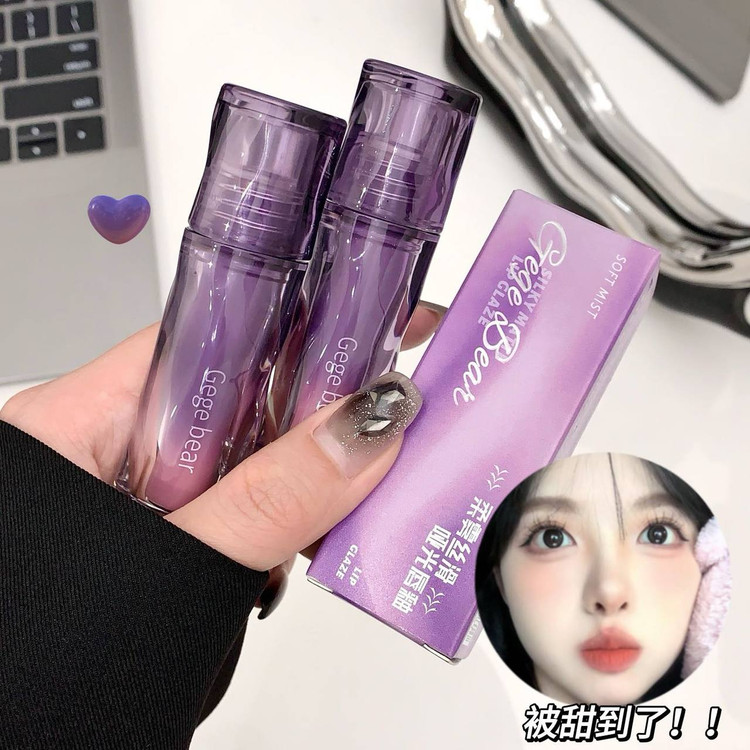 تست رنگ رژلب مات کهکشانی جی جی بیر GEGE BEAR