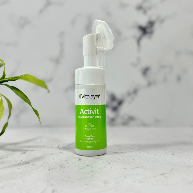 قیمت و خرید فوم شستشوی ویتالایر مدل اکتی ویت مناسب پوست های چرب و مختلط 150 میلی