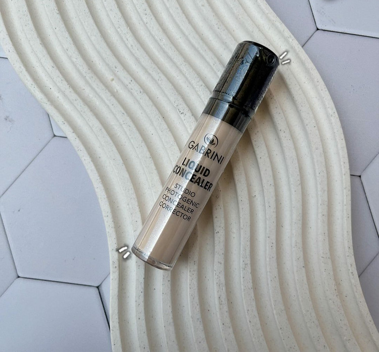 قیمت و خرید کانسیلر مایع گابرینی GABRINI مدل استادیو فوتوژنیک