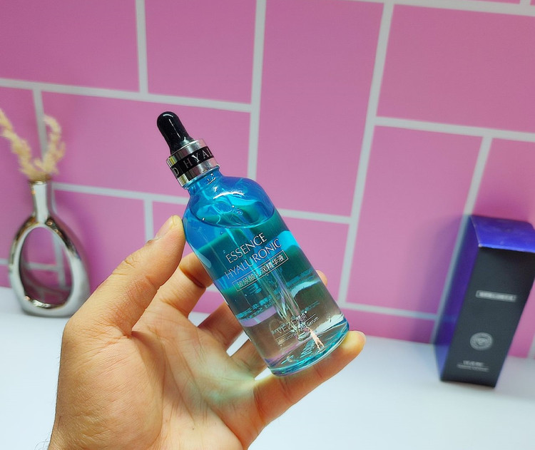 خرید سرم آبرسان هیالورونیک اسید وزه برند ونزن حجم ۱۰۰ میلی لیتر